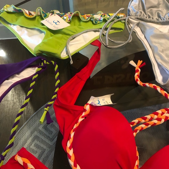 Bathing suits - Picture 8 of 12